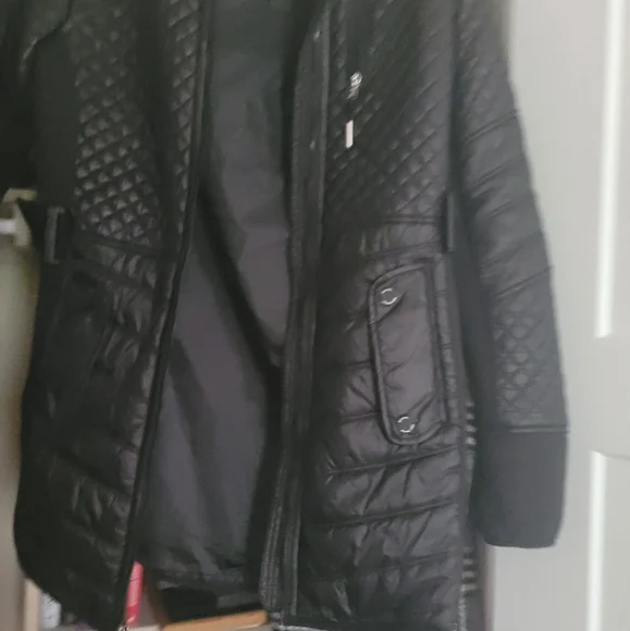 Michael Kors Puffer Jacket - Picture 2 of 5